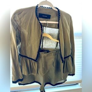 Pants suit and jacket